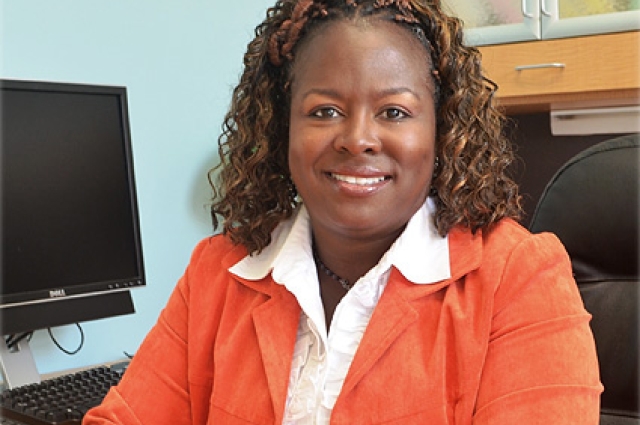 LEADS staff member, Lenore McLaurin
